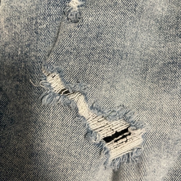 H&M Light Blue Distressed Denim Shorts - Picture 6 of 13